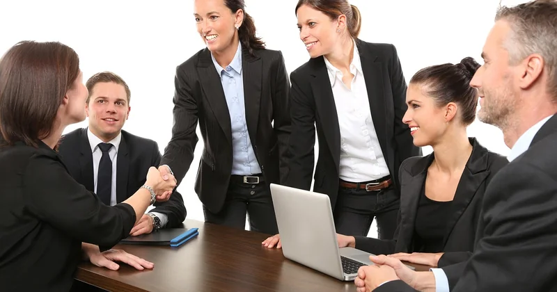 Comment gérer un conflit entre deux agents : ce qui change
